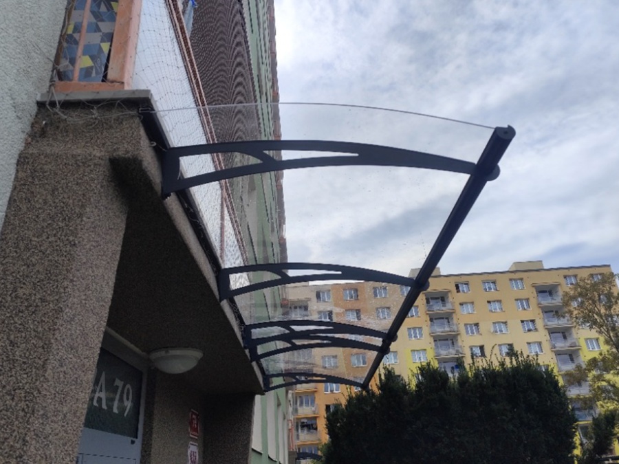 Montáže pergol, zimných záhrad a striešok